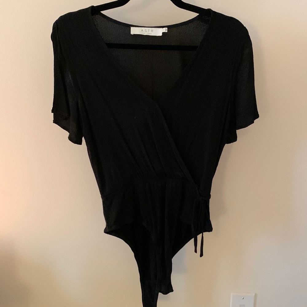 Black T-shirt body suit small